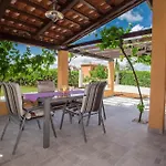 Casa Luka Vareski Marčana