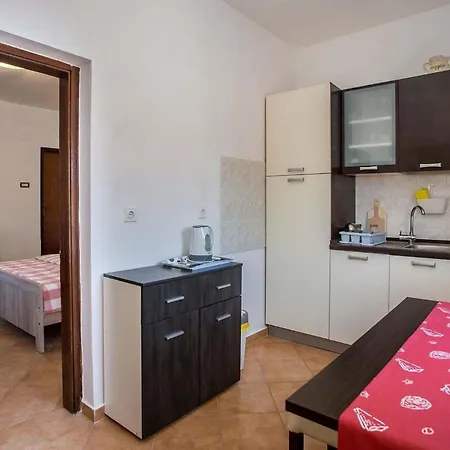 Casa Luka Vareski Marcana