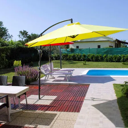 Casa Luka Vareski * Marčana