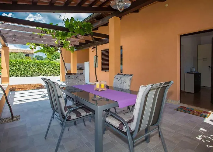 Casa Luka Vareski Σπίτι διακοπών *